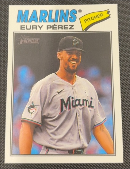 2026 Topps Heritage #18 Eury Pérez — front