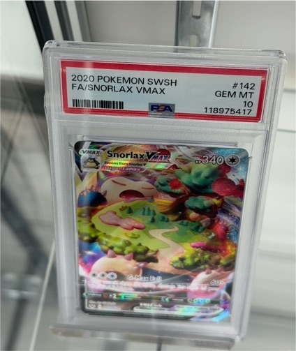 2020 Pokémon SWSH #142 FA Snorlax VMAX — front
