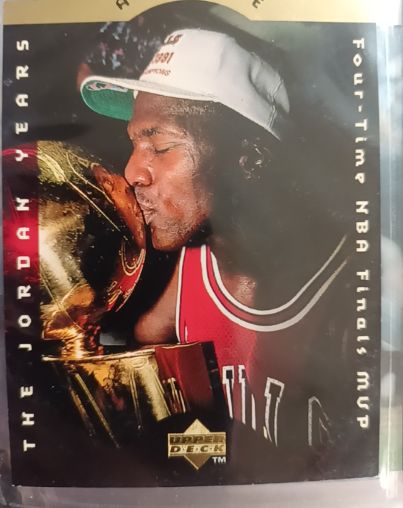 1996-97 Upper Deck Collector's Choice #CA9 Michael Jordan A Cut Above: The Jordan Years — front