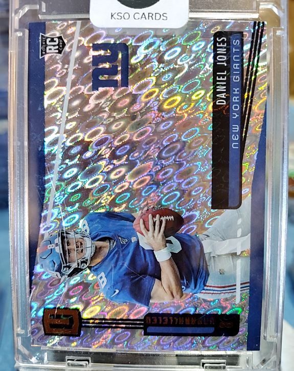 2019 Panini Unparalleled #206 Daniel Jones — front