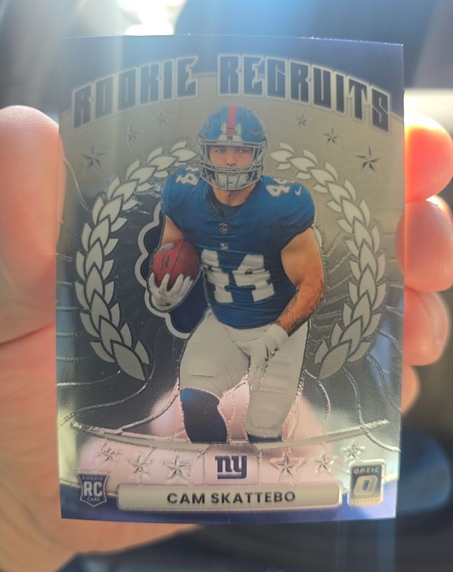 2025 Panini Donruss Optic #9 Cam Skattebo Rookie Recruits — front