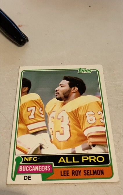 1981 Topps #410 Lee Roy Selmon — front