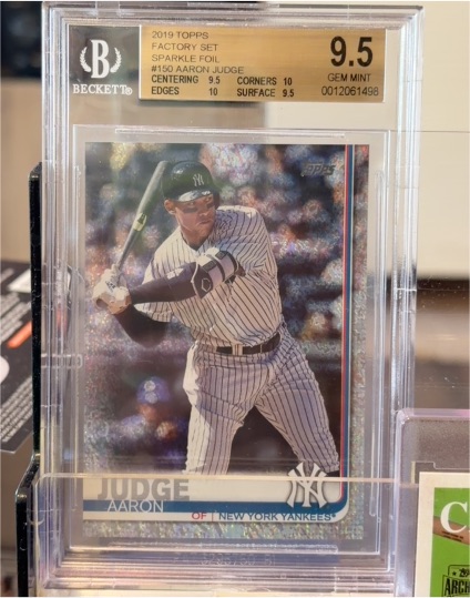 2019 Topps Factory Set Sparkle Foil #150 Aaron Judge — front