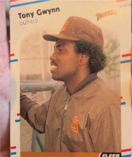 1988 Fleer #585 Tony Gwynn — front