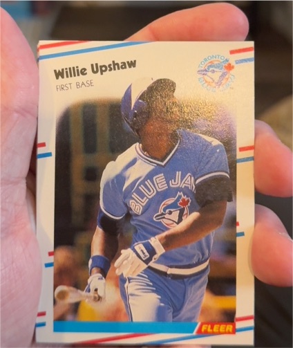1988 Fleer #124 Willie Upshaw — front