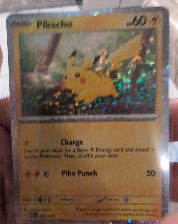 1999 Pokémon #60 Pikachu — front