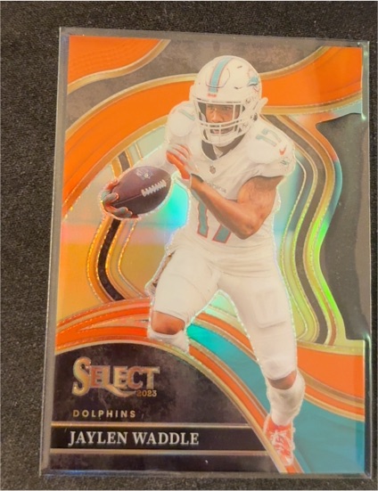 2023 Panini Select Club Level #257 Jaylen Waddle — front