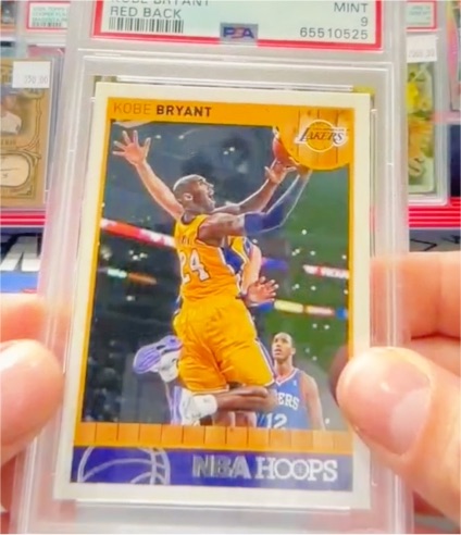 2013-14 Panini NBA Hoops #9 Kobe Bryant — front