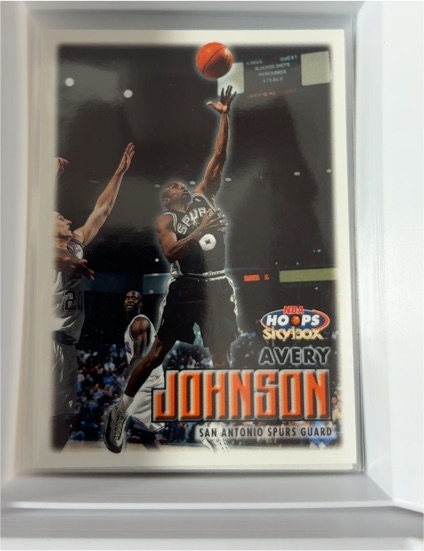 1999-00 Skybox NBA Hoops #28 Avery Johnson — front