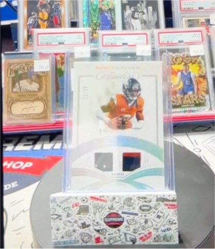 2021 Panini Flawless #22 Russell Wilson — front
