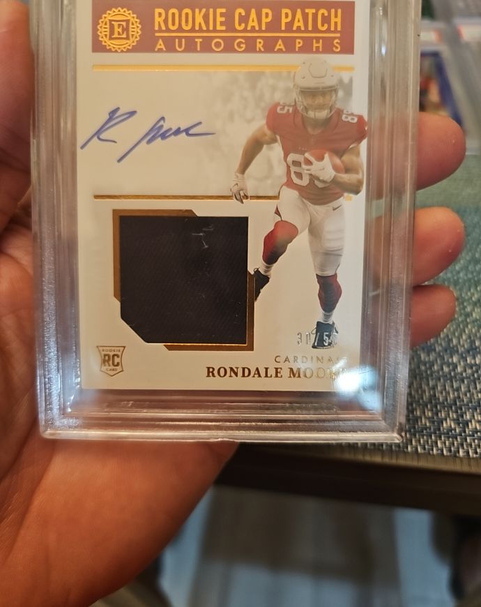 2021 Panini Encased #140 Rondale Moore Rookie Cap Patch Autographs — front