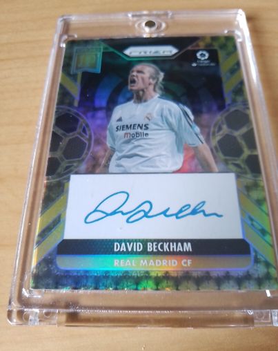 2024-25 Panini Select David Beckham Real Madrid Gold Auto — front