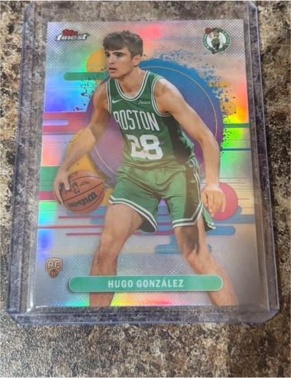 2025-26 Topps Finest #117 Hugo González — front