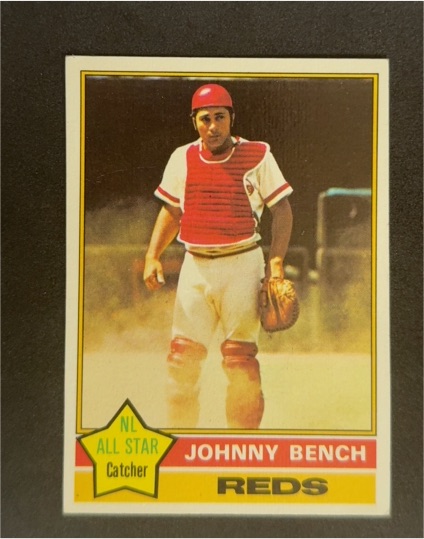 1976 Topps #300 Johnny Bench — front
