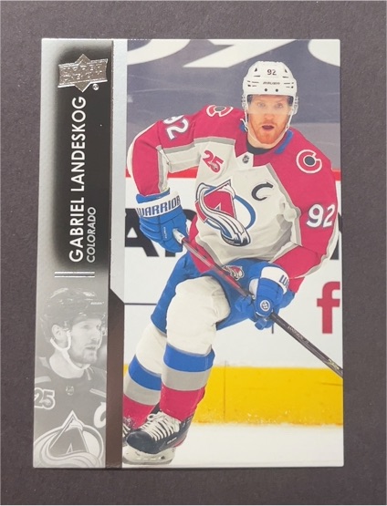 2021-22 Upper Deck #49 Gabriel Landeskog — front