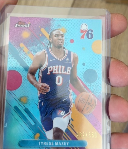 2025-26 Topps Finest #29 Tyrese Maxey — front
