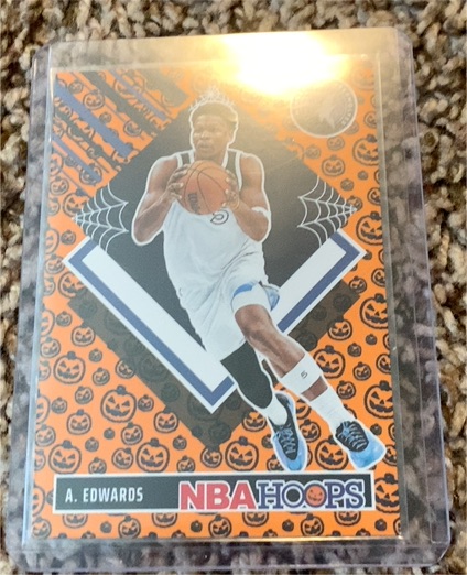 2024-25 Panini Haunted Hoops #290 Anthony Edwards Orange Pumpkin Parallel — front