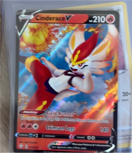 2020 Pokémon #035 Cinderace V — front