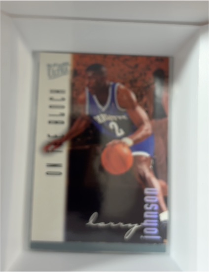 1996-97 Fleer Ultra #128 Larry Johnson On The Block — front
