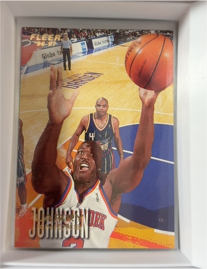 1996-97 Fleer #225 Larry Johnson — front