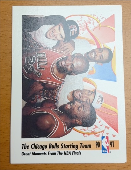 1991-92 SkyBox #337 The Chicago Bulls Starting Team — front