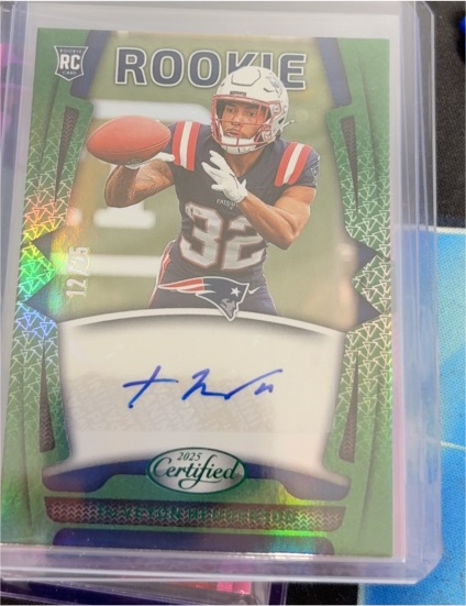 2025 Panini Certified Rookies Signatures #RSI-THN TreVeyon Henderson — front