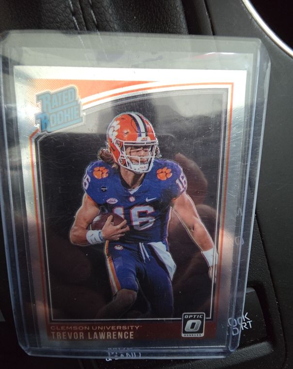 2021 Panini Chronicles Donruss Optic Rated Rookie #201 Trevor Lawrence — front