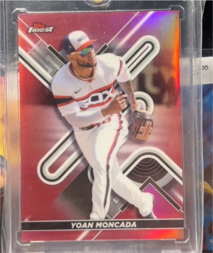2021 Topps Finest #89 Yoan Moncada — front