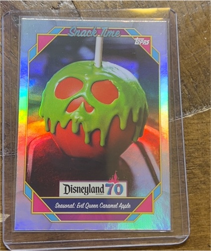2025 Topps Disneyland 70th Anniversary Snack Time #115 Evil Queen Caramel Apple — front