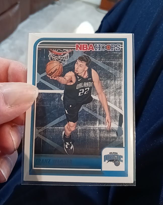 2023-24 Panini NBA Hoops #122 Franz Wagner — front