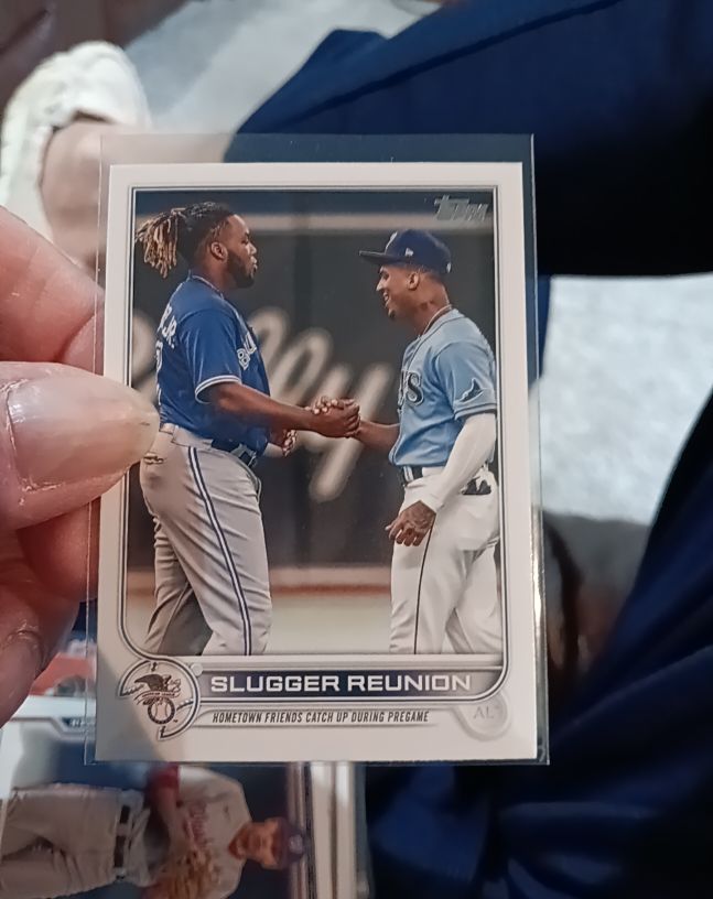 2022 Topps Series 1 #329 Slugger Reunion Vladimir Guerrero Jr. & Wander Franco — front