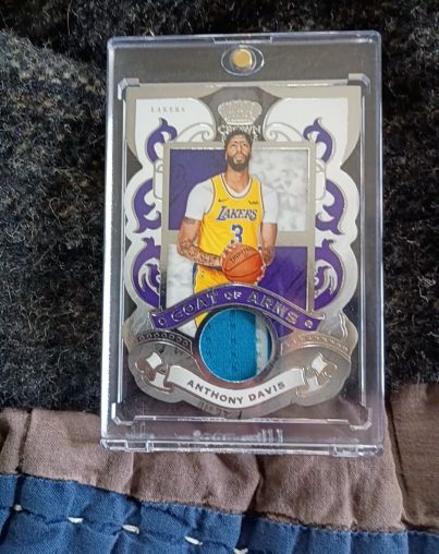2019-20 Panini Crown Royale Coat of Arms #CA-AD Anthony Davis — front