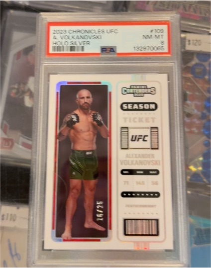 2023 Panini Chronicles UFC #109 Alexander Volkanovski — front