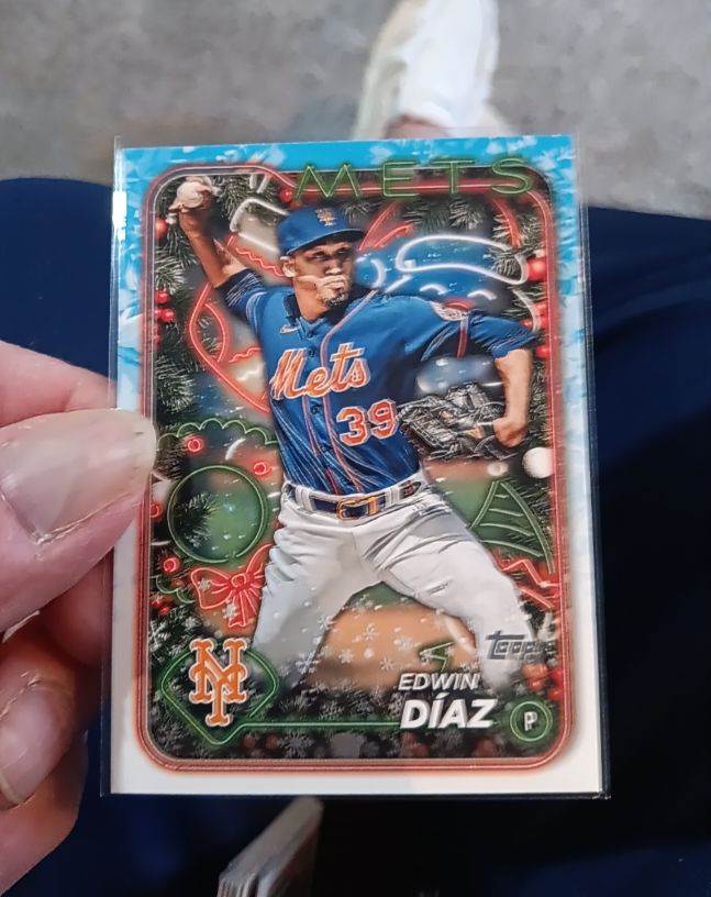 2024 Topps Holiday #H19 Edwin Diaz — front