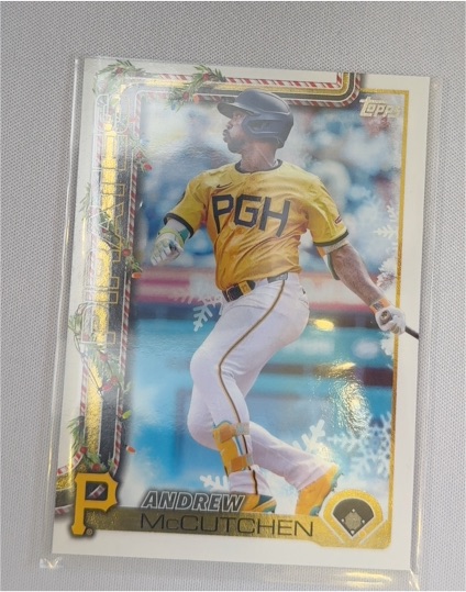 2025 Topps Holiday #H79 Andrew McCutchen — front