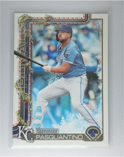 2025 Topps Holiday #H198 Vinnie Pasquantino — front