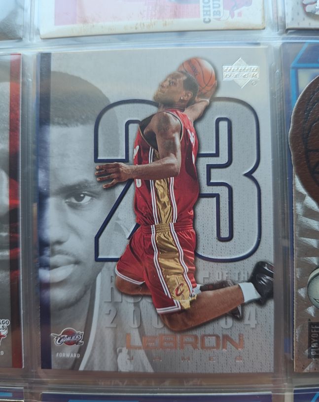 2005 Upper Deck #LJ17 LeBron James — front