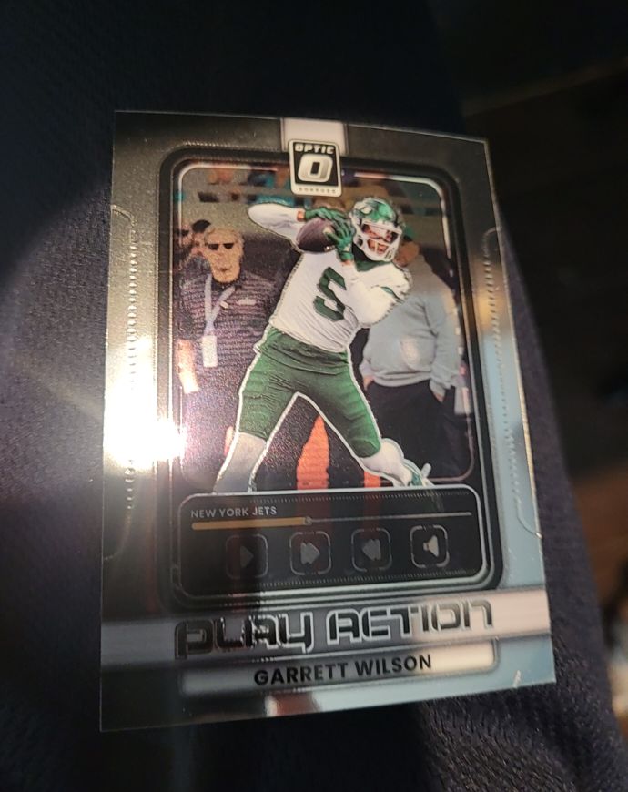 2025 Panini Donruss Optic Play Action #2 Garrett Wilson — front