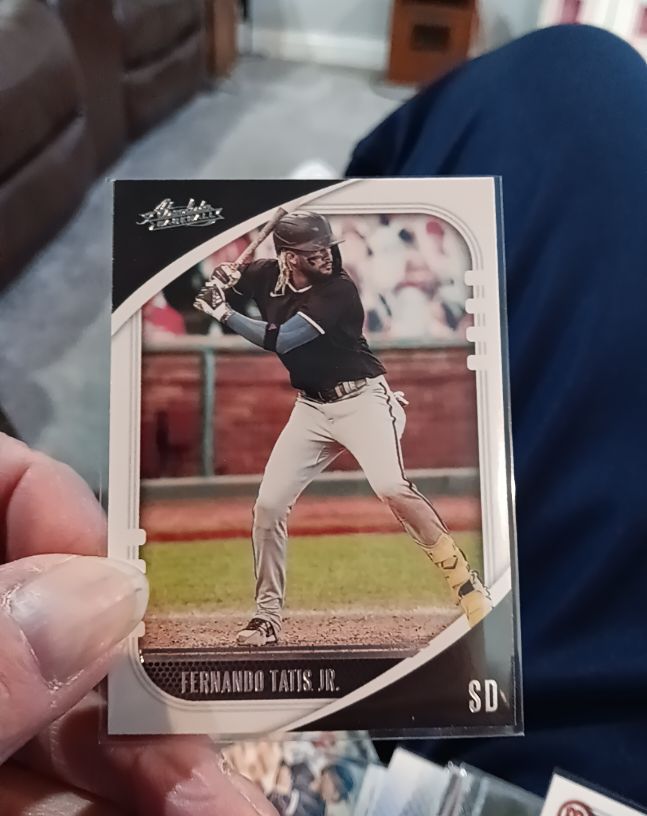 2021 Panini Absolute #88 Fernando Tatis Jr. — front
