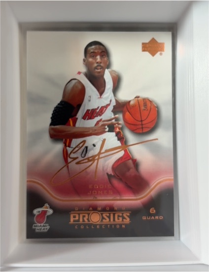 2004-05 Upper Deck Pro Sigs #45 Eddie Jones — front