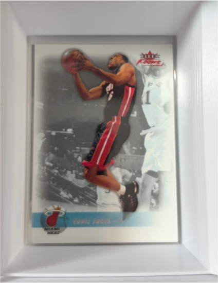 2003-04 Fleer Focus #20 Eddie Jones — front