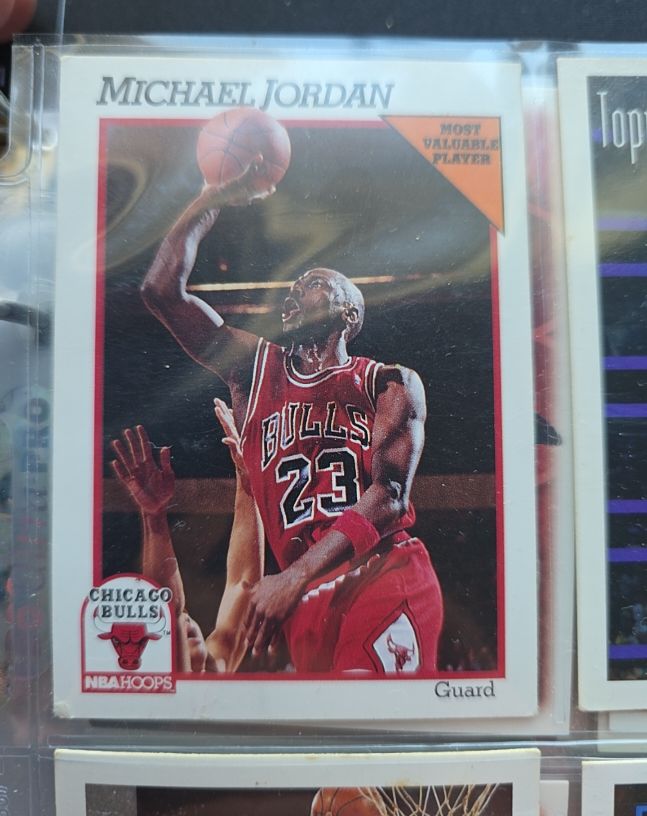 1990 NBA Hoops #30 Michael Jordan — front