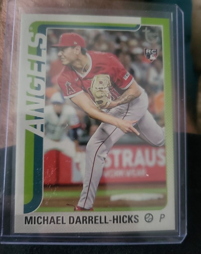 2025 Topps Update Series #US319 Michael Darrell-Hicks — front