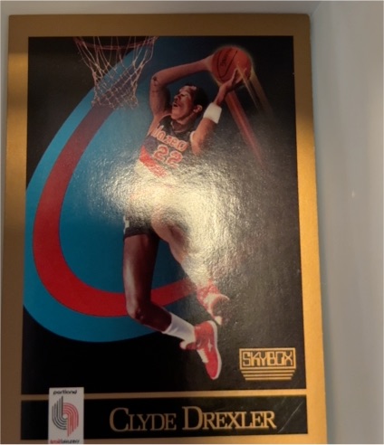 1990-91 Skybox #233 Clyde Drexler — front