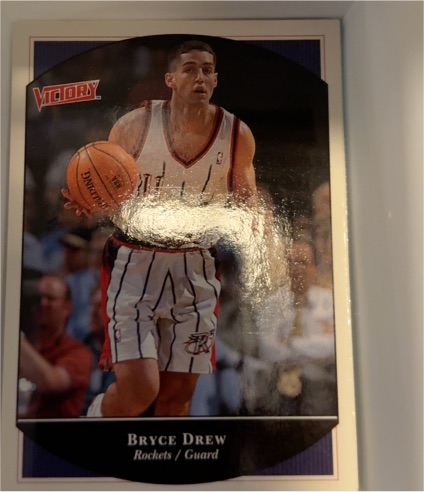 2000-01 Upper Deck Victory #79 Bryce Drew — front