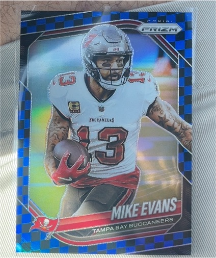 2025 Panini Prizm #225 Mike Evans — front