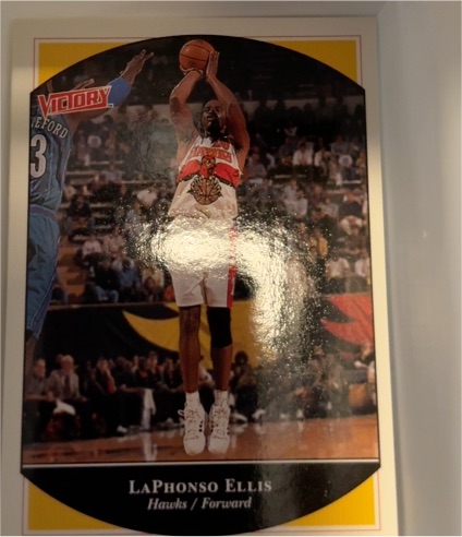 1999-00 Upper Deck Victory #6 LaPhonso Ellis — front
