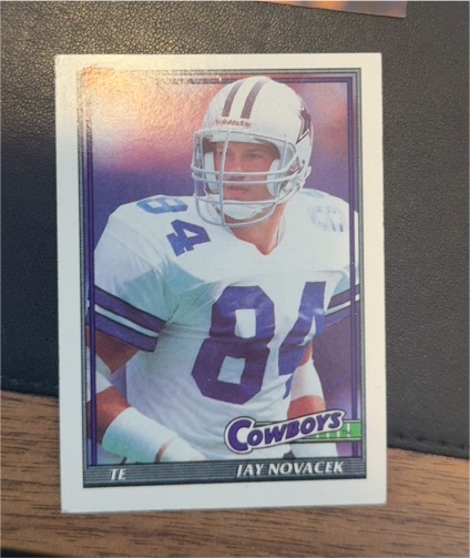 1991 Topps #358 Jay Novacek — front