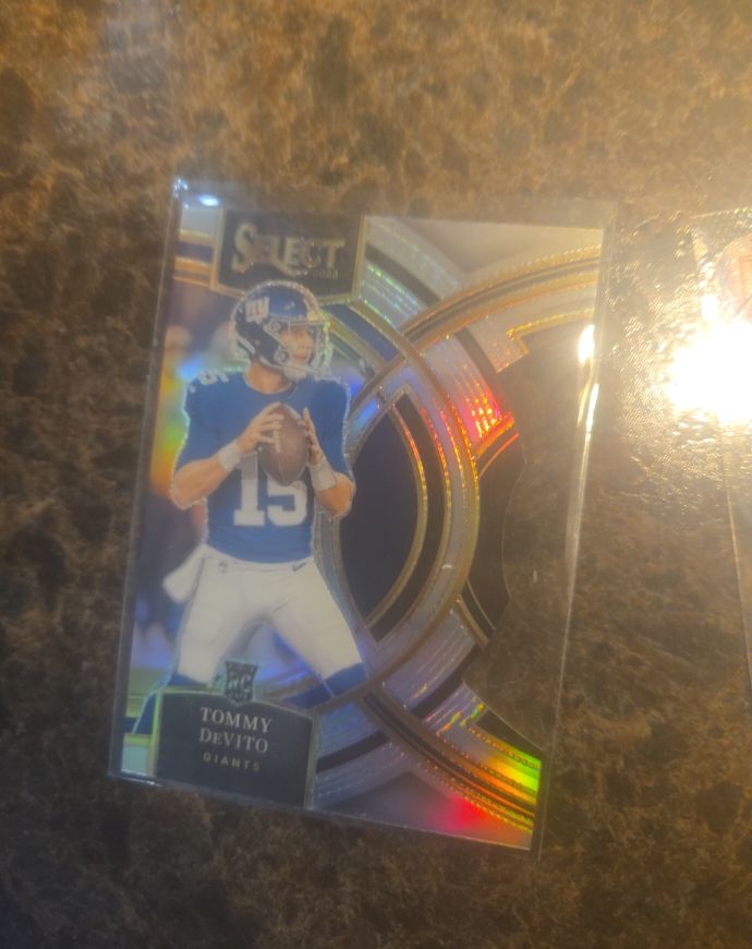 2023 Panini Select Premier Level #102 Tommy DeVito — front