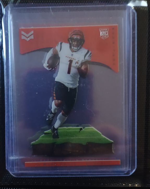 2021 Panini Chronicles Magnitude #MAG-5 Ja'Marr Chase Rookie Card — front